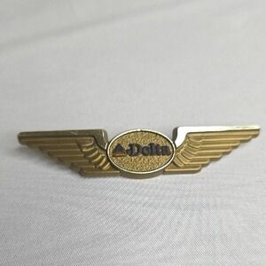 Delta Airlines Plastic Junior Pilot‎ Kiddies Wings Pin